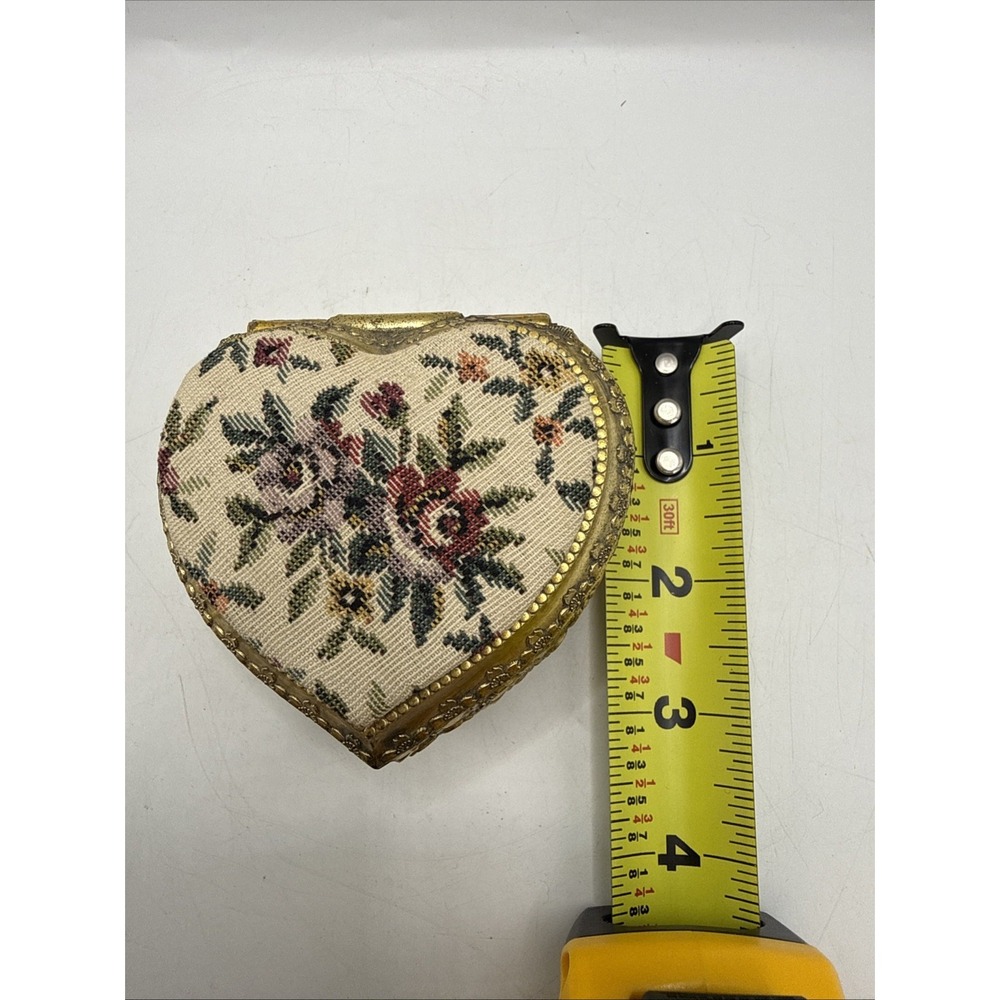 Vintage Floral Tapestry Jewelry Trinket Box Japan Brass Gold Tone Needlepoint - Picture 11 of 11